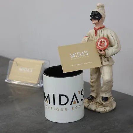 Mida's Boutique Nápoles
